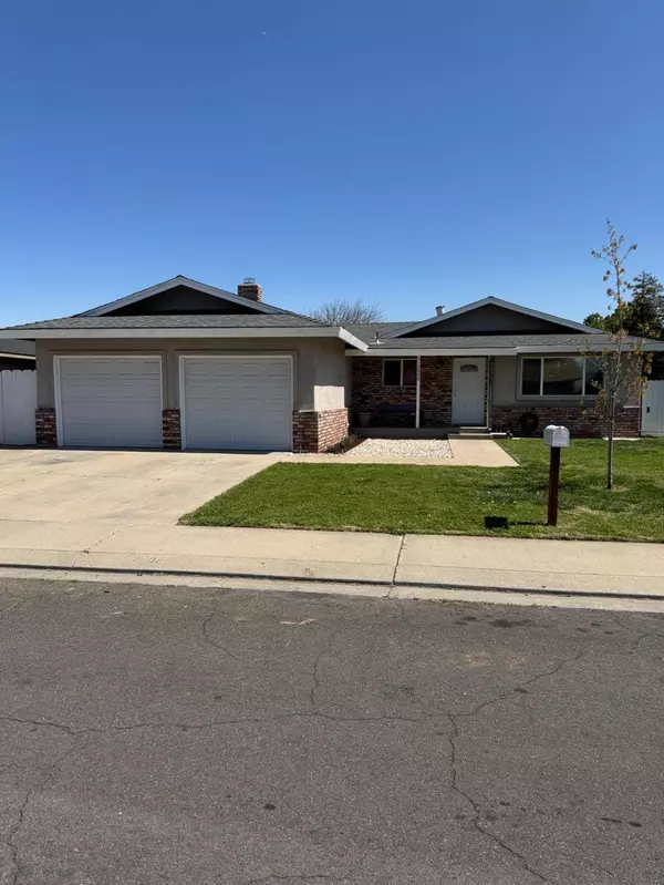 2008 Cardinal DR, Ceres, CA 95307