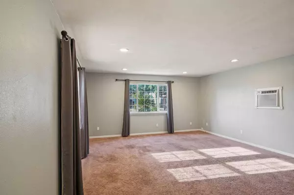 700 Montana AVE, Turlock, CA 95380