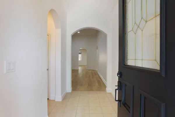 4025 Thornhill DR, Modesto, CA 95356