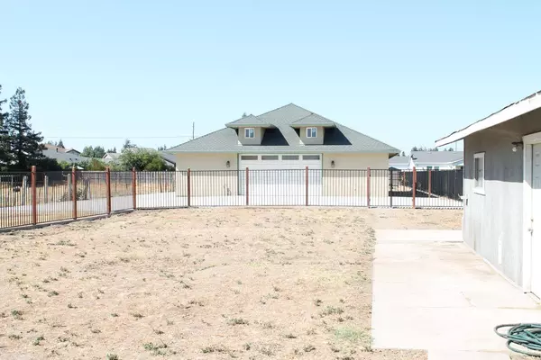 3341 Fresno ST, Denair, CA 95316