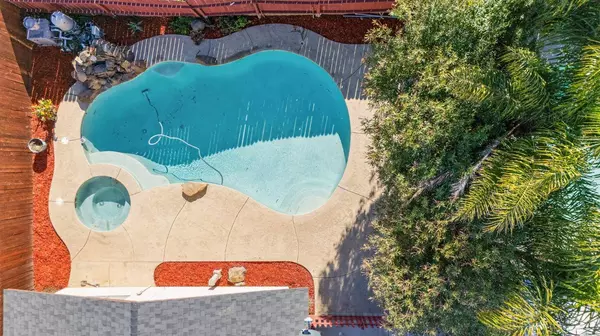 2016 Nimrood DR, Ceres, CA 95307