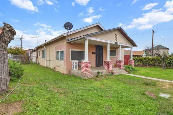 212 El Paso AVE, Modesto, CA 95351