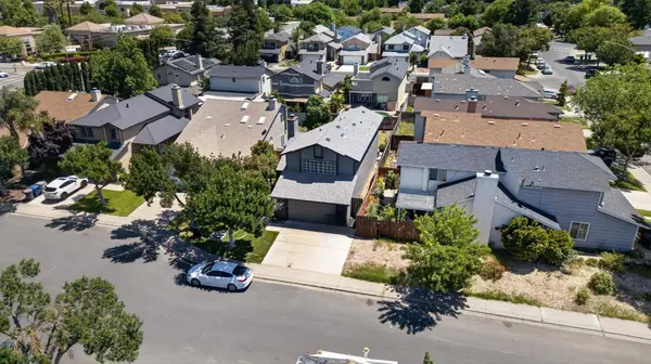 4116 Windrose CT, Modesto, CA 95356
