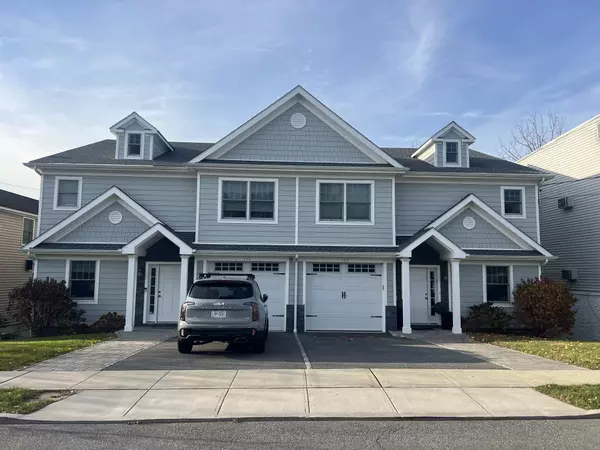 111 Lincoln Ave, West Harrison, NY 10604-2119