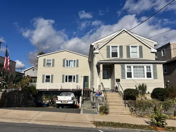 447 Franklin St, Port Chester, NY 10573-3522