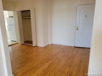 59 Old Mamaroneck Rd #2bed, White Plains, NY 10605-1901