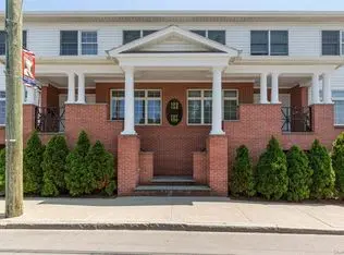 135 Halstead Ave, Harrison, NY 10528-4103