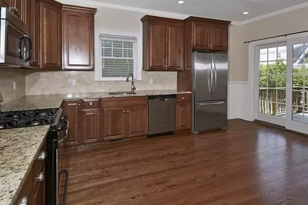 80 Franklin Ave, Harrison, NY 10528-3538