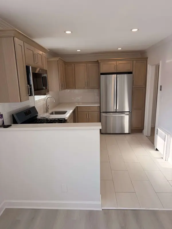 4 Walnut St #A11, Rye, NY 10580-2866