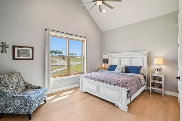 25-print-Scenic Vistas Dr-S2108-025