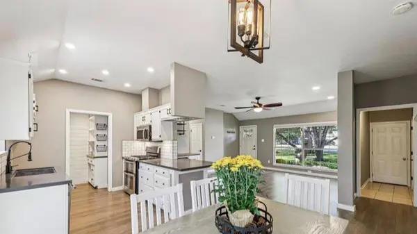 611 Blue Oak CIR, Cedar Park, TX 78613