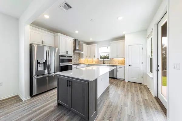 201 Coachsmith ST, Georgetown, TX 78633