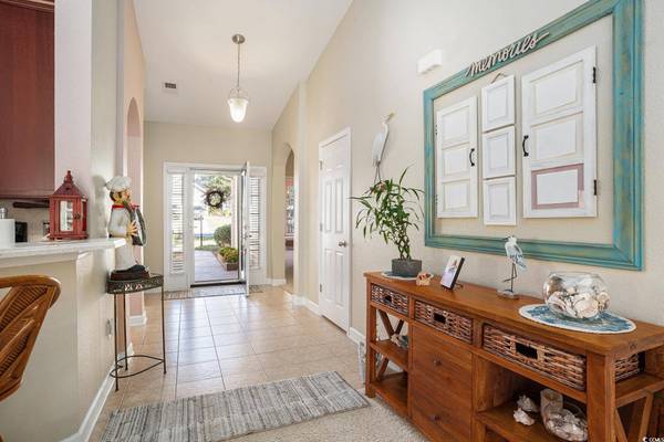 508 Vermillion Dr., Little River, SC 29566