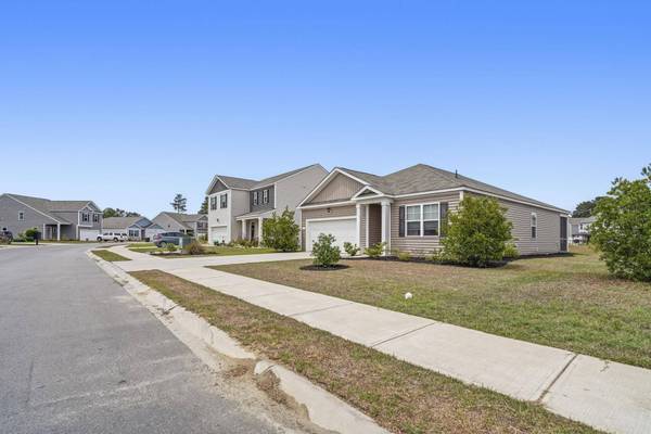 1173 Sennema Circle, Myrtle Beach, SC 29588