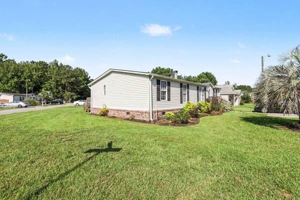 8095 Shady Grove Rd., Myrtle Beach, SC 29588