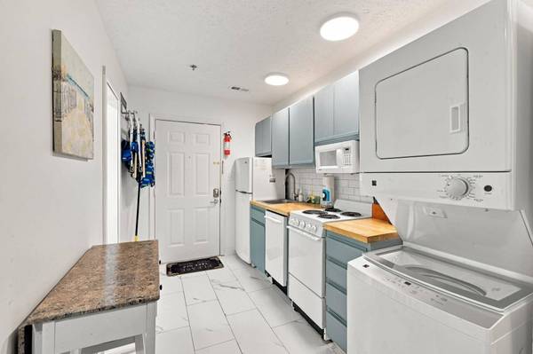 2710 S Ocean Blvd. #402, Myrtle Beach, SC 29577
