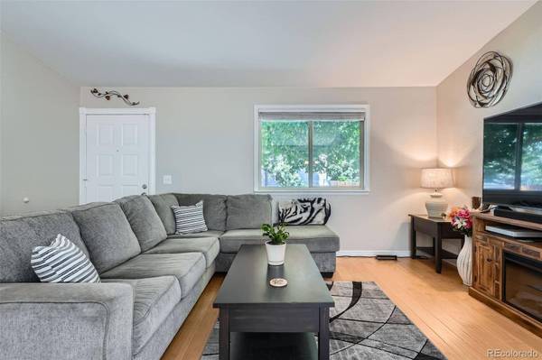 4849 S Pitkin WAY, Aurora, CO 80015