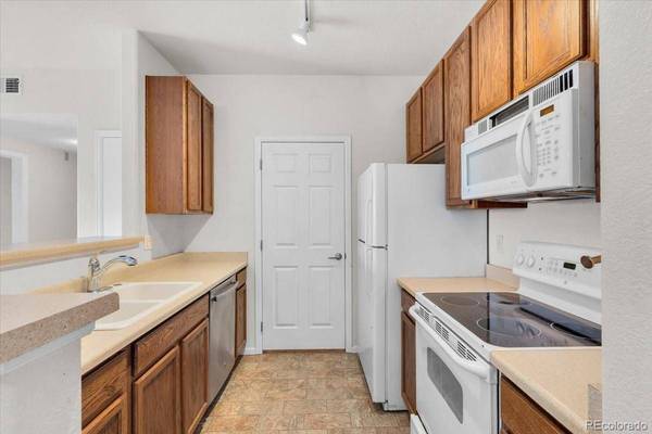 15700 E Jamison DR #4-301, Englewood, CO 80112