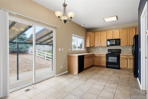 24603 E Louisiana CIR, Aurora, CO 80018