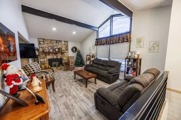 6618 S HAWKSBILL CIR, Taylorsville, UT 84123