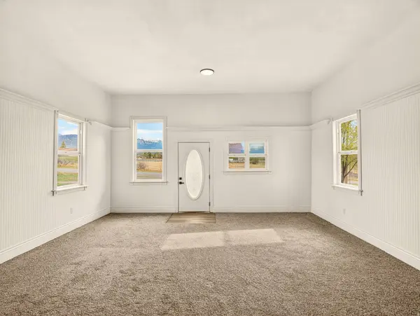 375 E 200 N, Spring City, UT 84662