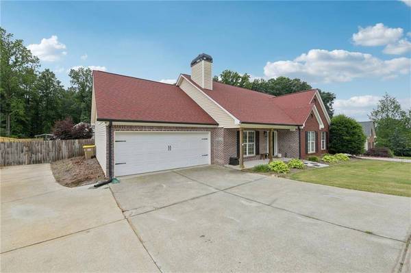 219 Summit Chase DR, Jefferson, GA 30549