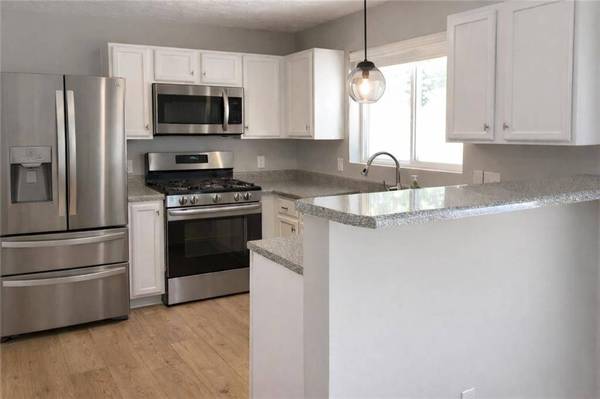 409 Chatooga LN, Woodstock, GA 30188