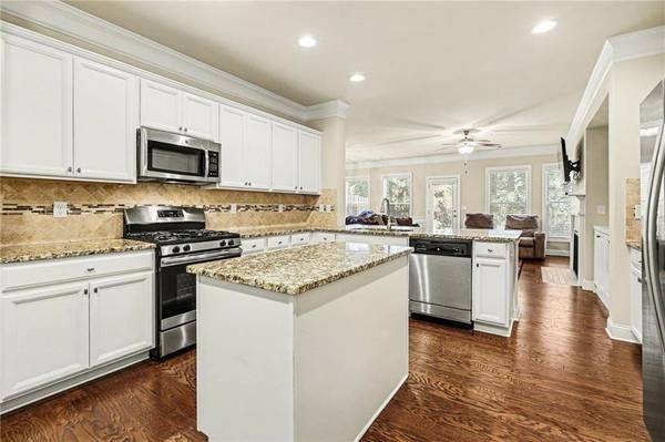 3158 Cross Creek DR, Cumming, GA 30040