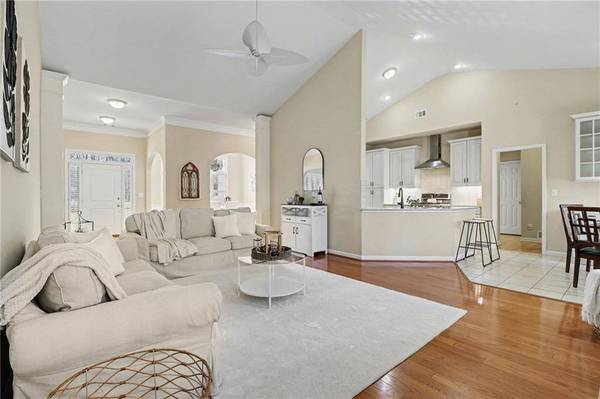 9840 Colusa CT, Gainesville, GA 30506