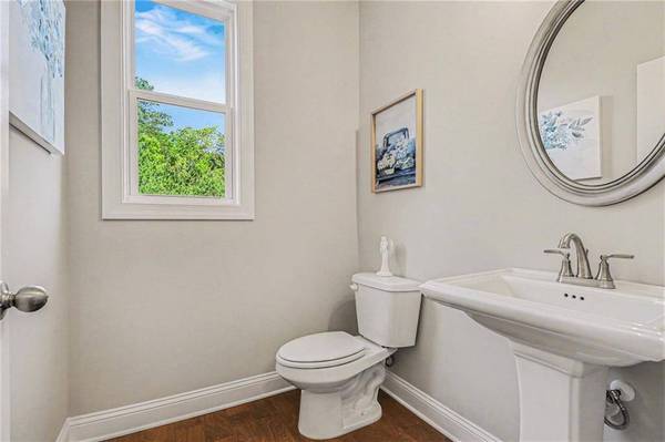 290 Lakeside PL, Canton, GA 30114