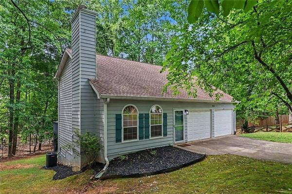 3270 Marine RD, Cumming, GA 30041