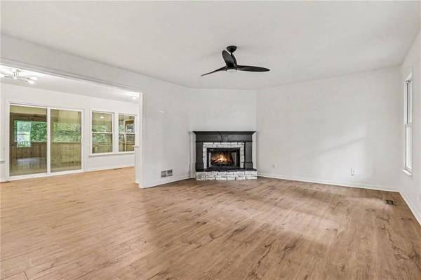 223 Hawkins Farm CIR, Ball Ground, GA 30107