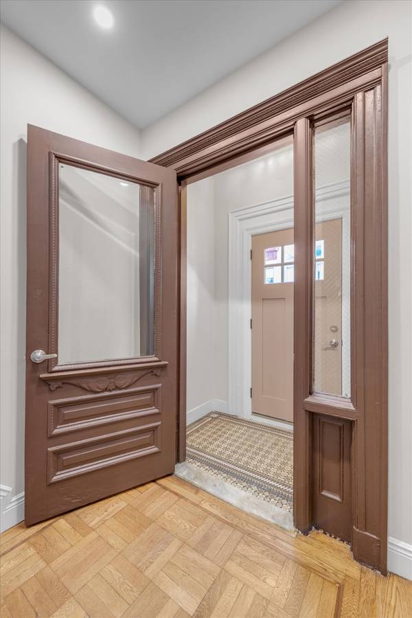 Brooklyn, NY 11226-6108,270 E 23rd St