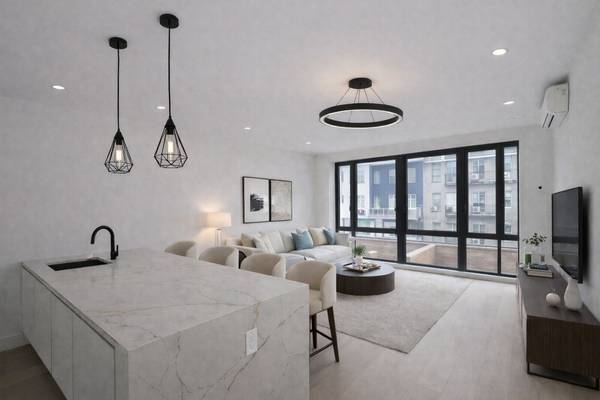 158 Somers St #2A, Brooklyn, NY 11233-2913