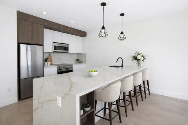 158 Somers St #3A, Brooklyn, NY 11233-2913