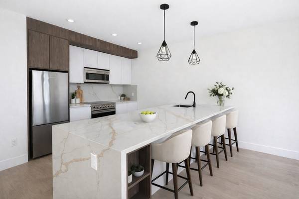 158 Somers St #2A, Brooklyn, NY 11233-2913