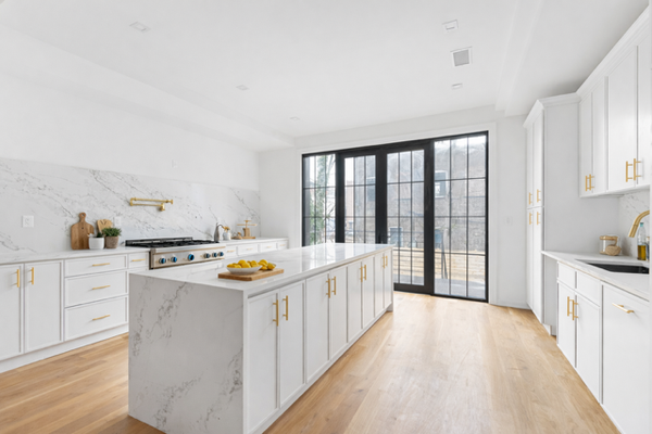 211 Monroe St, Brooklyn, NY 11216-1405