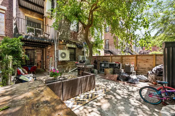 132 W 119th St #4FAM, New York, NY 10026-1306