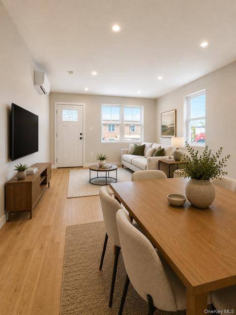 1810 Tomlinson Ave, Bronx, NY 10461-1419