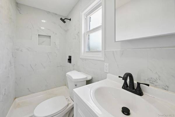 234-16 134th RD, Laurelton, NY 11422