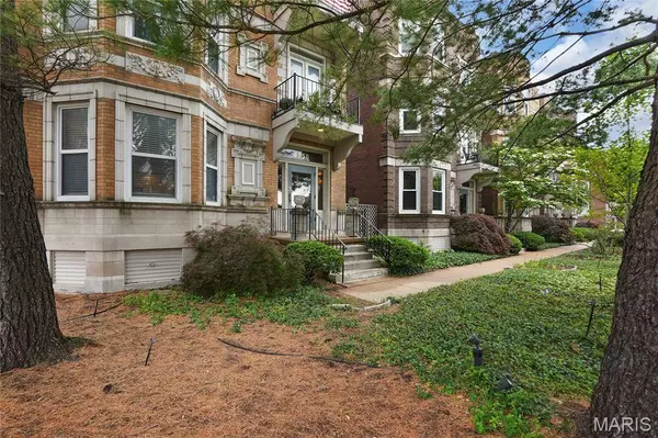 4250 Lindell BLVD #A, St Louis, MO 63108