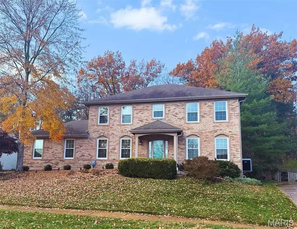 1706 Connemara DR, Manchester, MO 63021