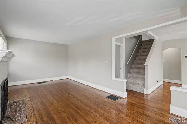 619 N Rock Hill RD, Rock Hill, MO 63119