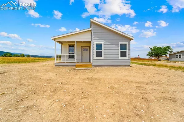 4828 Hicklin DR, Colorado City, CO 81019