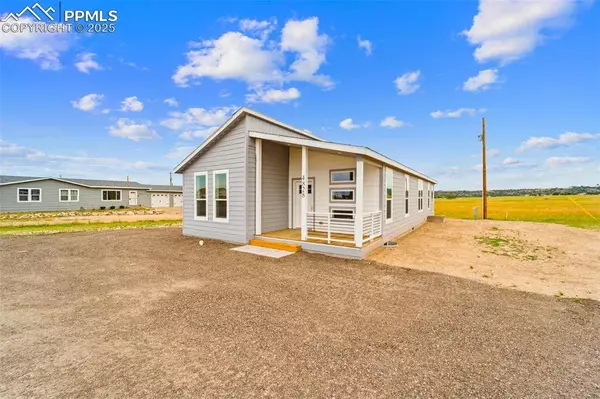 4828 Hicklin DR, Colorado City, CO 81019