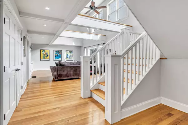 41 Mohawk Drive, Norwalk, CT 06851