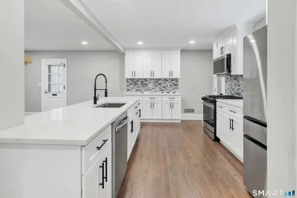 10 Merrill Road, Norwalk, CT 06851