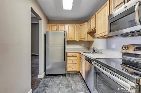 25 Grand Street #APT 165, Norwalk, CT 06851