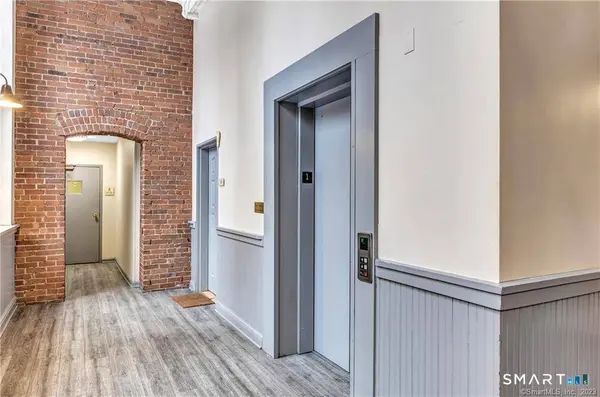 25 Grand Street #APT 165, Norwalk, CT 06851