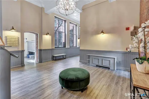 25 Grand Street #APT 165, Norwalk, CT 06851